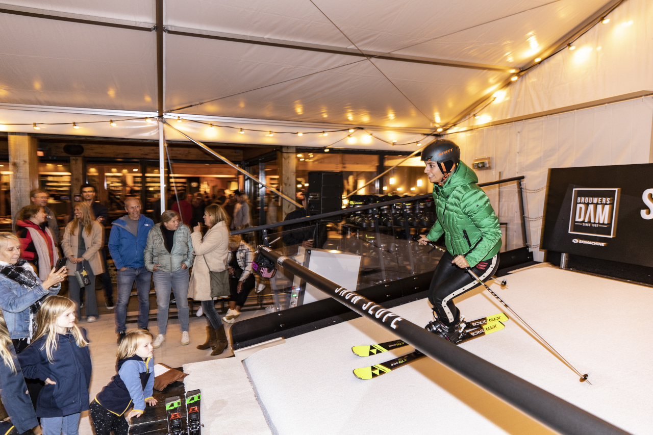 skimachine-highlights-portable-ski-slope