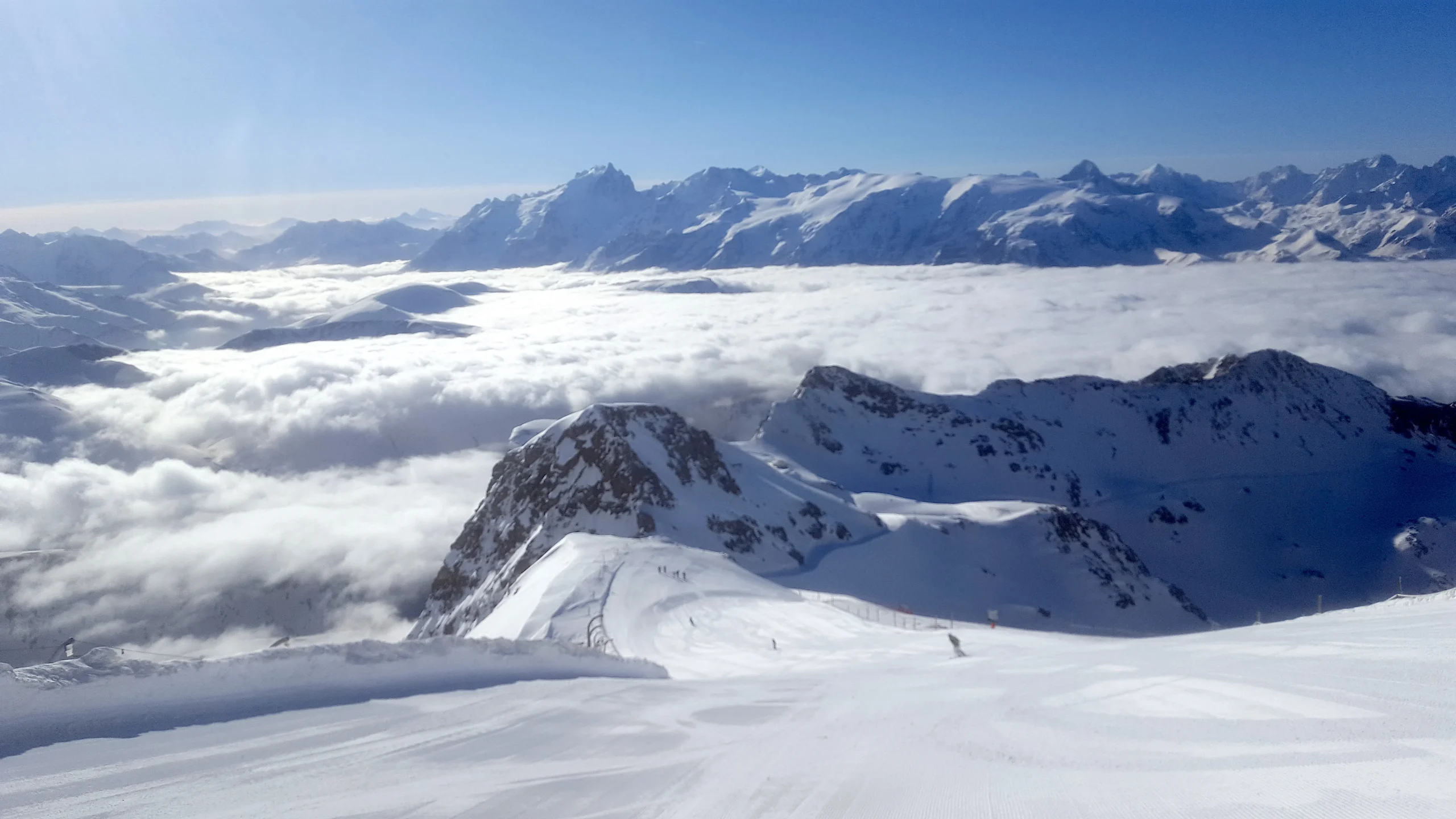longest ski runs in the world
