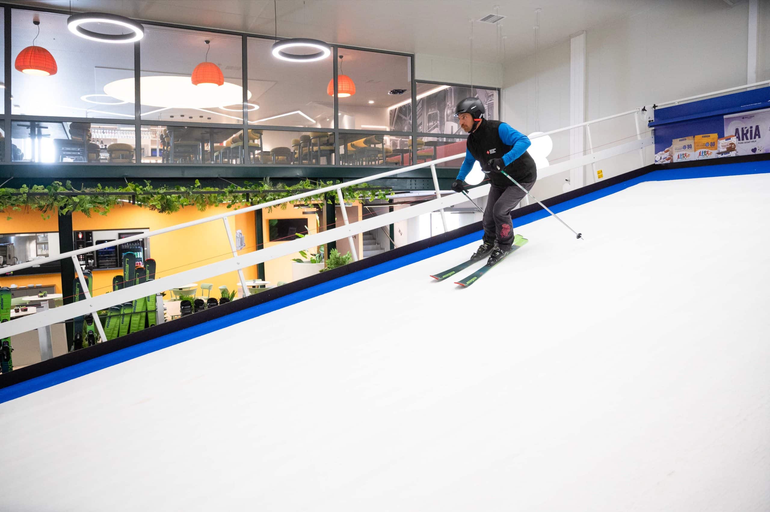 Peak indoor ski Peak indoor ski